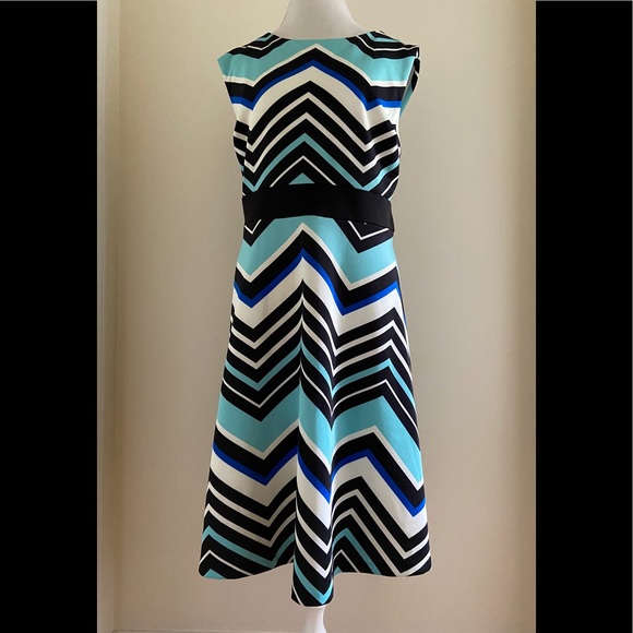 Studio One Dresses & Skirts - Cute Striped Dress